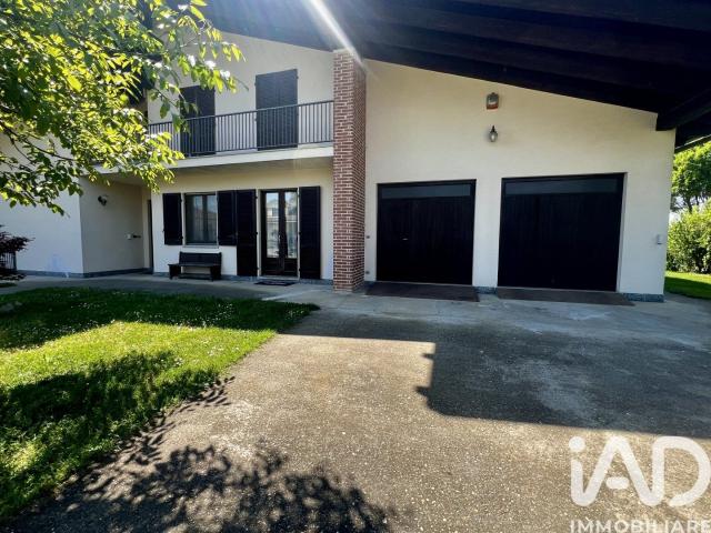Vendita Casa indipendente / Villa 273 m² 4 camere Felizz. 273m² Felizzano