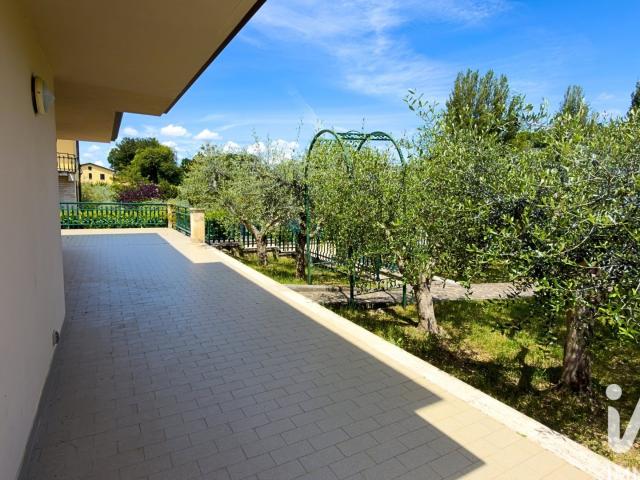 Vendita Casa indipendente / Villa 278 m² 5 camere Assisi 278m² Assisi Santuario