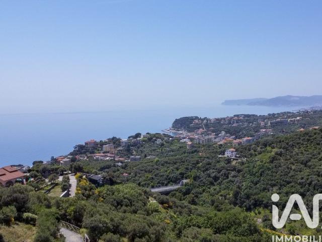 Vendita Casa indipendente / Villa 280 m² 4 camere Celle. 280m² Celle Ligure