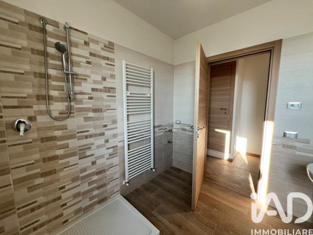 Vendita Casa indipendente / Villa 210 m² 3 camere San Fe. 210m² San Felice sul Panaro
