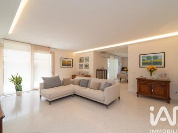 Vendita Casa indipendente / Villa 235 m² 4 camere Selvaz. 235m² Selvazzano Dentro