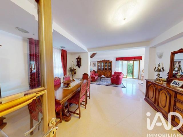 Vendita Casa indipendente / Villa 236 m² 4 camere Bargag. 236m² Bargagli