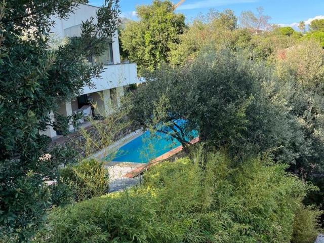 Vendita Casa indipendente / Villa 347 m² 6 camere Arenza. 347m² Arenzano