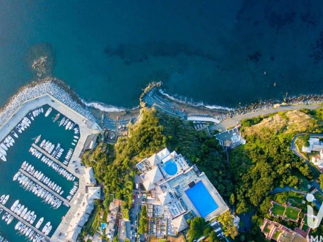 Vendita Casa indipendente / Villa 350 m² 10 camere Arenz. 350m² Arenzano