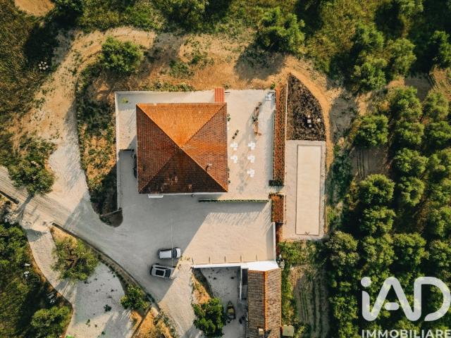 Vendita Casa indipendente / Villa 350 m² 5 camere Città. 350m² Città Sant'Angelo