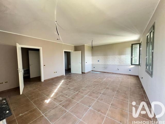 Vendita Casa indipendente / Villa 350 m² 5 camere San Fe. 350m² San Felice sul Panaro