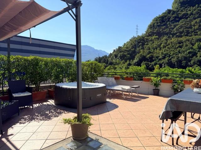 Vendita Casa indipendente / Villa 300 m² 3 camere Mori 300m² Mori
