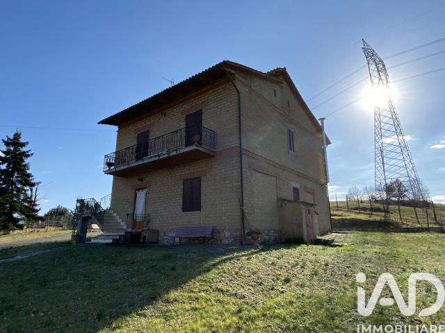 Vendita Casa indipendente / Villa 300 m² 4 camere Casole. 300m² Casole d'Elsa