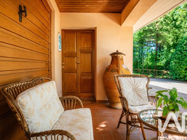 Vendita Casa indipendente / Villa 300 m² 4 camere Passig. 300m² Passignano sul Trasimeno