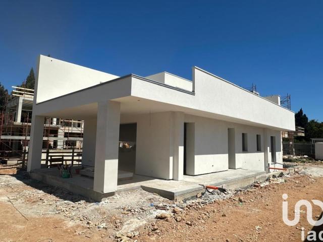 Vendita Casa indipendente / Villa 307 m² 3 camere Palerm. 307m² Palermo