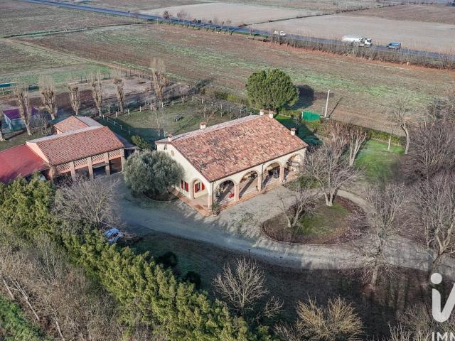 Vendita Casa indipendente / Villa 330 m² 3 camere Campig. 330m² Campiglia dei Berici