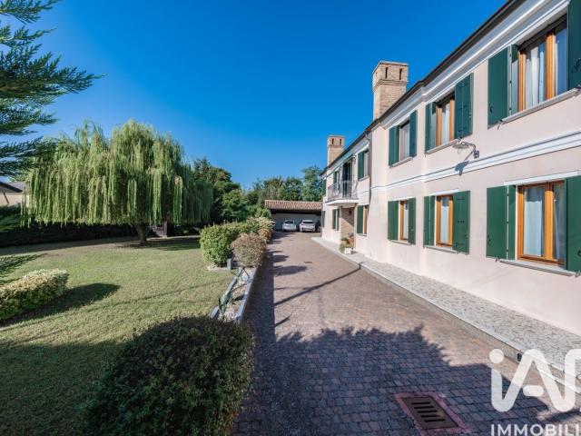 Vendita Casa indipendente / Villa 445 m² 4 camere Porto. 445m² Porto Viro