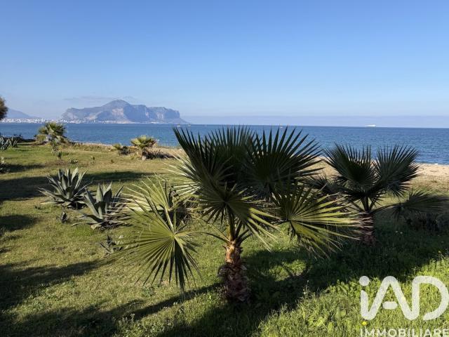 Vendita Casa indipendente / Villa 456 m² 3 camere Palerm. 456m² Palermo