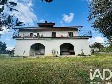 Vendita Casa indipendente / Villa 460 m² 4 camere Monsam. 460m² Monsampolo del tronto