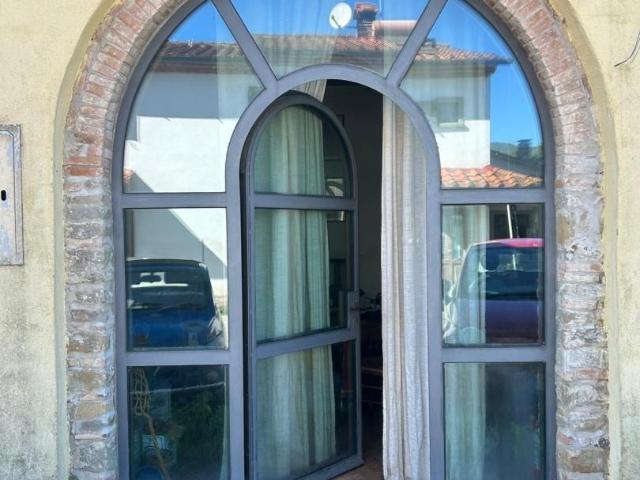 Vendita Casa indipendente / Villa 400 m² 5 camere Vicchi. 400m² Vicchio