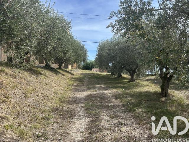 Vendita Casa indipendente / Villa 432 m² 6 camere Potenz. 432m² Potenza Picena