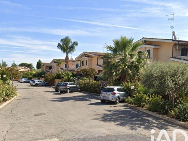 Vendita Casa indipendente / Villa 80 m² 3 camere Roma 80m² Roma