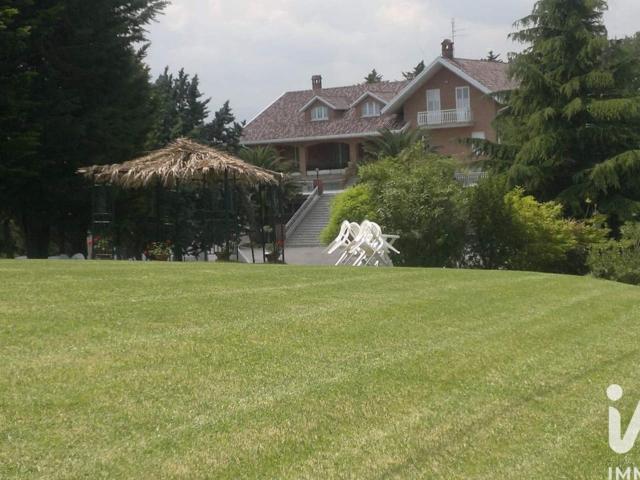 Vendita Casa indipendente / Villa 984 m² Monte Giberto 984m² Monte Giberto
