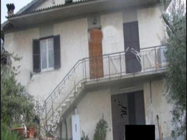vendita contrada boschetto 8 vani 120mq