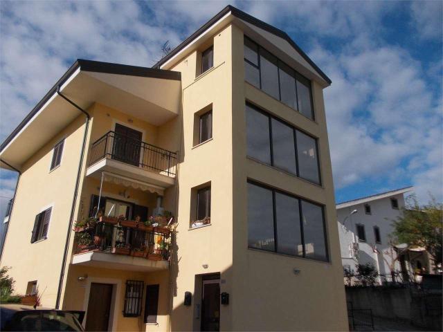 vendita contrada vanni trilocale 64mq