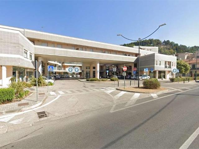 vendita Corso XXI Gennaio trilocale 80mq