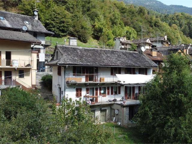 vendita Frazione Bertonio quadrilocale 180mq