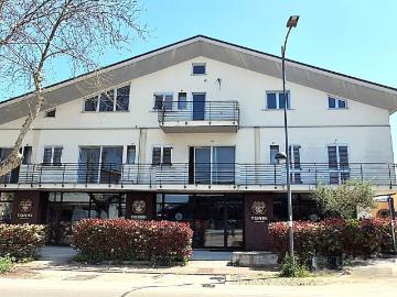 Vendita Palazzo / Stabile 805 m² 8 camere Pescara 805m² Pescara