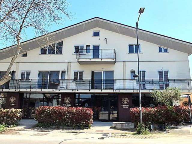 Vendita Palazzo / Stabile 805 m² 8 camere Pescara 805m² Pescara