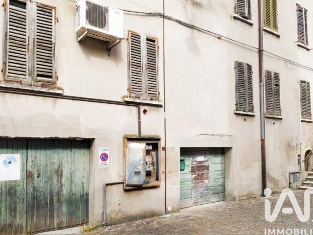 Vendita Palazzo / Stabile 1100 m² 6 camere Bondeno 1100m² Bondeno