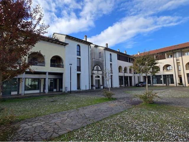 vendita Piazza Giovanni 23 5 vani 250mq