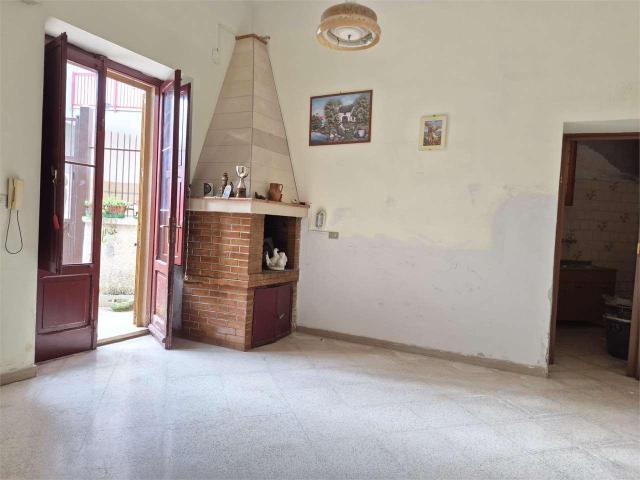 vendita via antica della chinisa quadrilocale 120mq