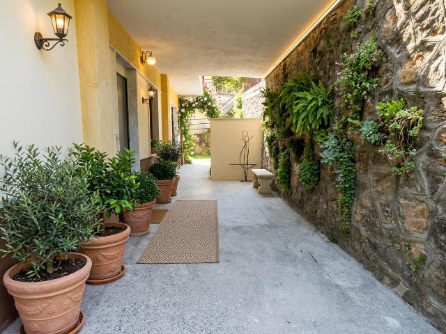 vendita strada provinciale 28 5 vani 115mq