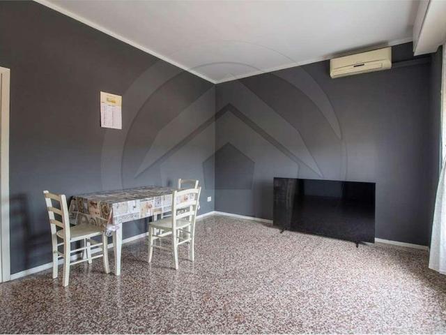 vendita via Toti trilocale 80mq