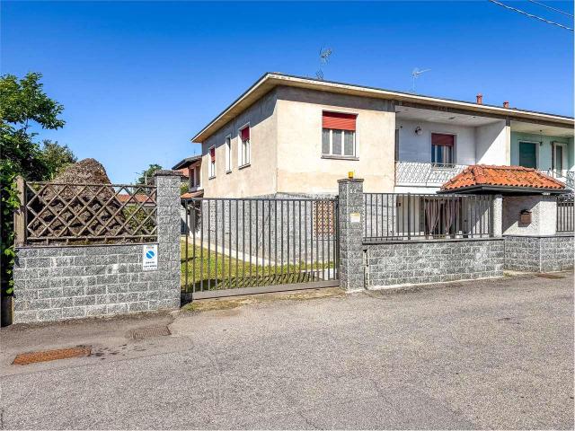 vendita via XXV Aprile quadrilocale 234mq