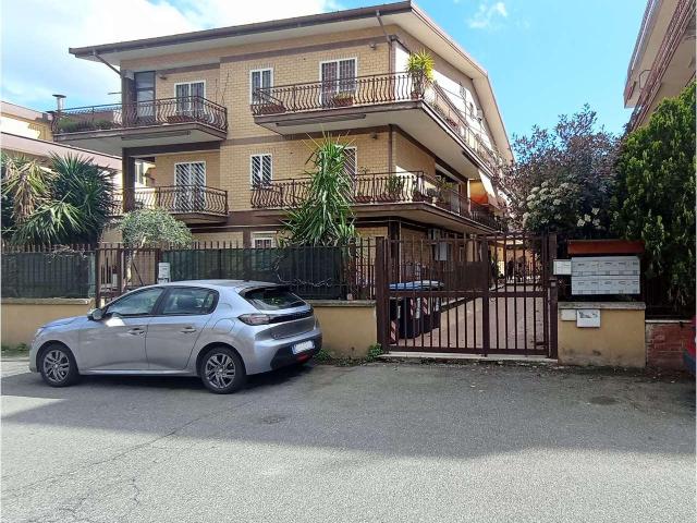vendita via bompietro quadrilocale 90mq