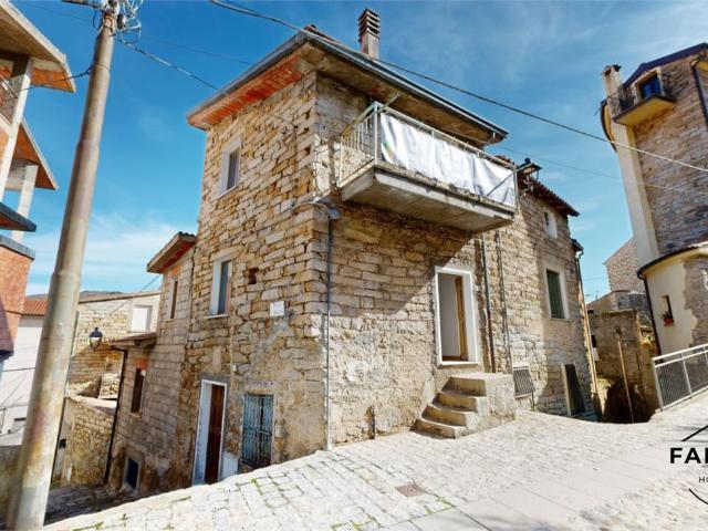 vendita via cagliari quadrilocale 120mq