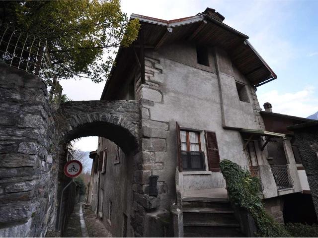 vendita Via Casali 6 vani 227mq