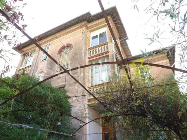 vendita via Dante 14 vani 500mq