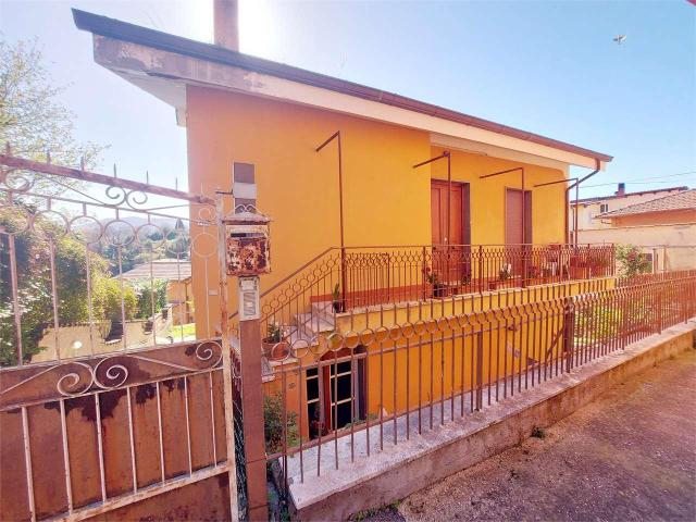 vendita Via del boschetto quadrilocale 150mq