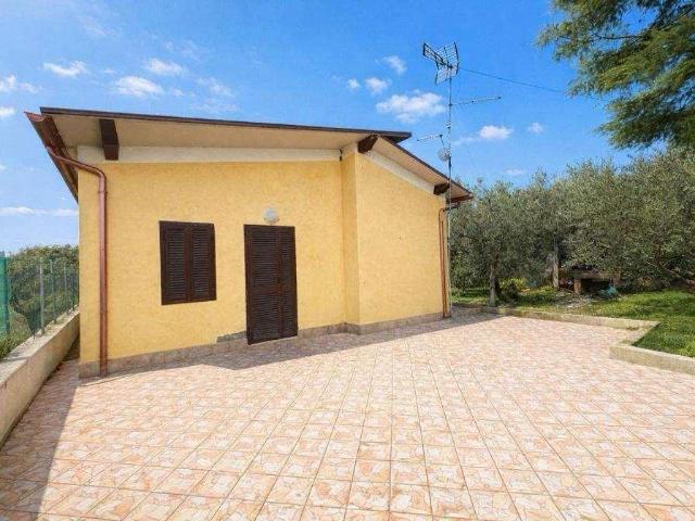 vendita via del ponte di pantano bilocale 65mq
