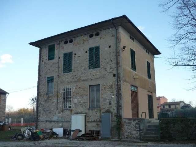 vendita via della pieve 10 vani 270mq