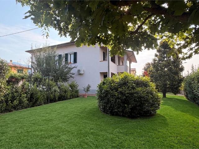 vendita via delle ville 10 vani 240mq