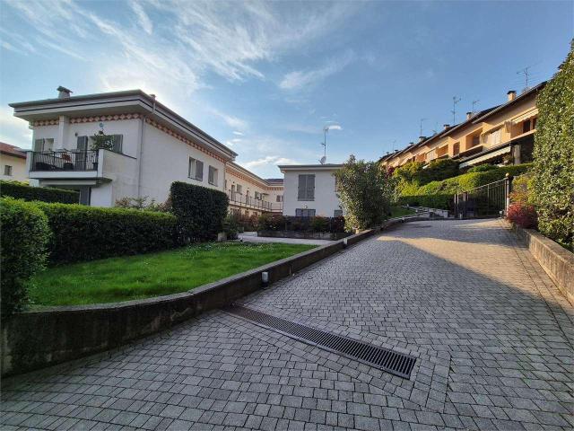 vendita Via delle busacce bilocale 80mq