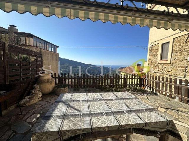 vendita Via Gian Tommaso Borgogno 6 vani 106mq