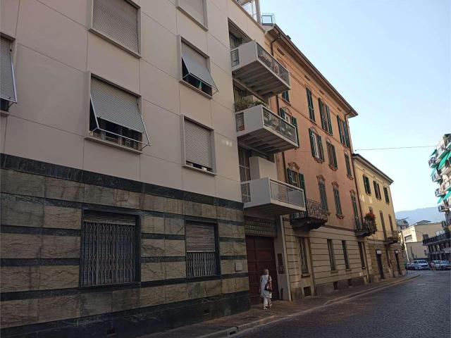 vendita Via Mentana trilocale 83mq
