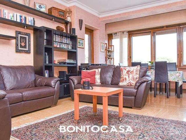 vendita Via Monte Zebio 7 vani 231mq
