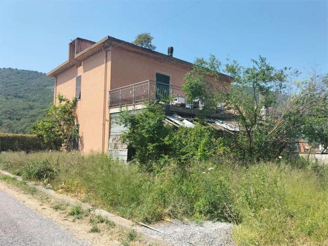 vendita via ponte 7 vani 200mq