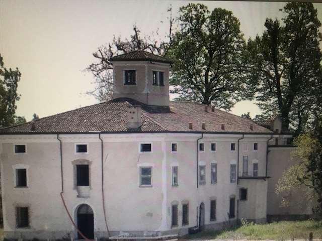 vendita Via Ragazzena 50 vani 6500mq