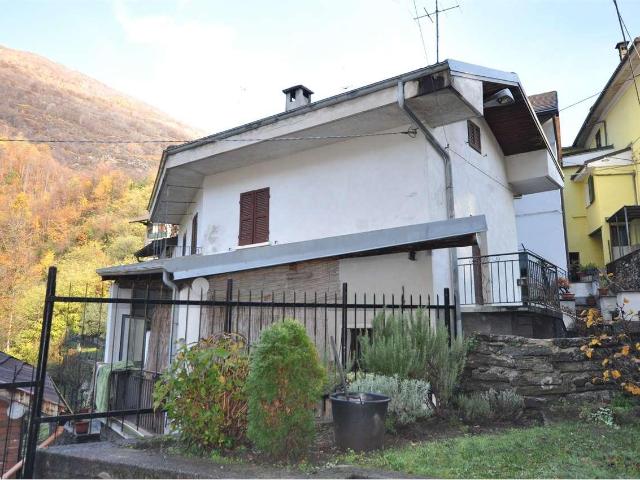 vendita Via Riale quadrilocale 100mq