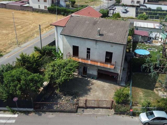 vendita Via San Gerolamo 6 vani 180mq